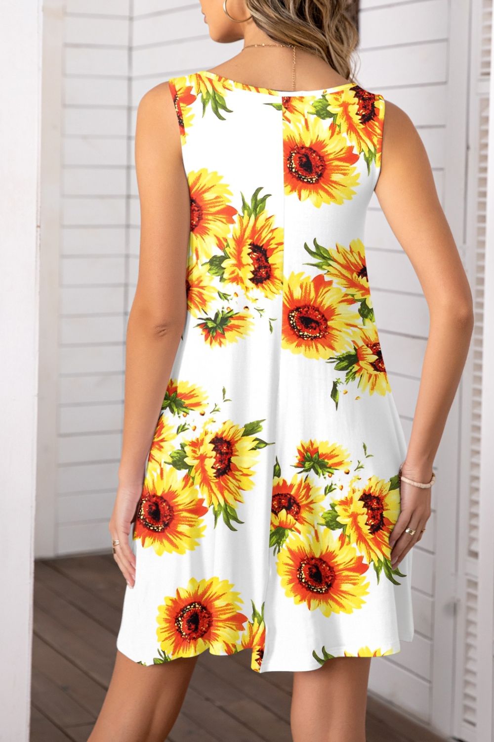 Round Neck Floral Dress - JEXIE